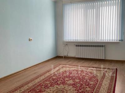 Продажа квартир в Западно-Казахстанской обл.: 3-комнатная квартира · 64 м² · 6/9 этаж, мкр 4 4 за 21.5 млн 〒 3-комнатная квартира · 64 м² · 6/9 этаж, мкр 4 4 за 21.5 млн 〒 в Уральске