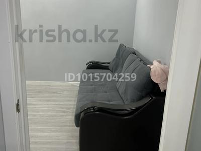 2-бөлмелі пәтер · 50 м² · 3/5 қабат, Алтын орда ш/а. 25, бағасы: 190 000 ₸ в Актобе, мкр. Алтын орда