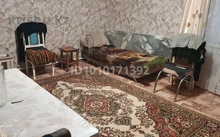2-комнатная квартира · 60 м², мкр Жилгородок, Тынышпаева 9/1 — Жил городского рынка за 8.5 млн ₸ в Актобе — фото 2