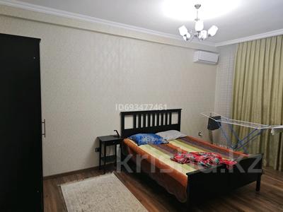 2-комнатная квартира, 80 м², 3/9 этаж, Валиханова 19/2 за 40 млн 〒 в Атырау