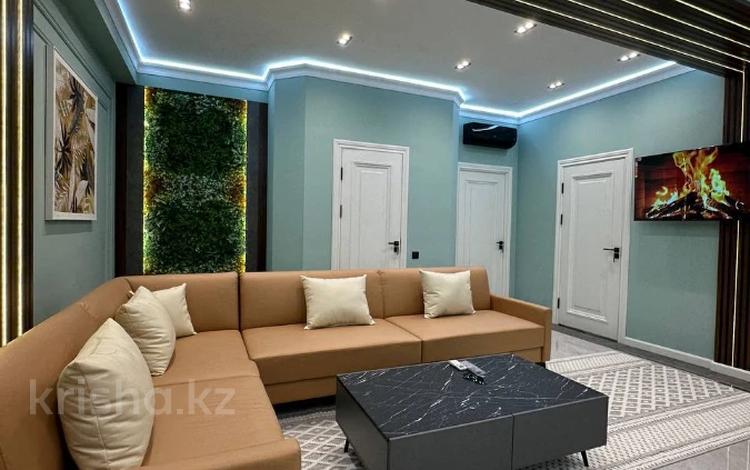 3-бөлмелі пәтер · 100 м² · 12/21 қабат, Аль-Фараби 41, бағасы: 950 000 ₸ в Алматы, Бостандыкский р-н — фото 2