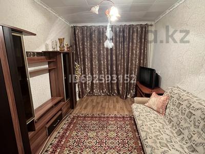 2-комнатная квартира, 54 м², 1/3 этаж, Тусупбекова 21 за 12.5 млн 〒 в Жезказгане