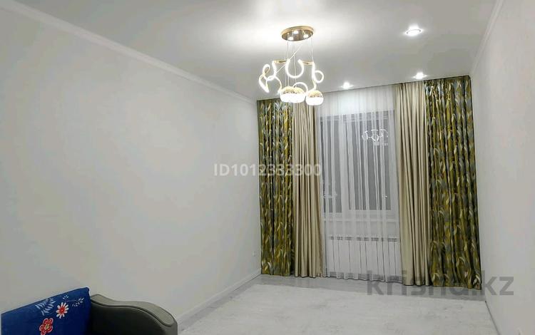 1-бөлмелі пәтер · 45.5 м² · 2/10 қабат, Жансугурова 92а, бағасы: 32 млн ₸ в  — фото 2