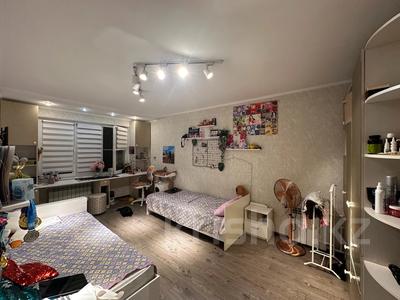 3-комнатная квартира · 62.9 м² · 5/5 этаж, мкр Орбита-3 50 за 43.5 млн ₸ в Алматы, Бостандыкский р-н