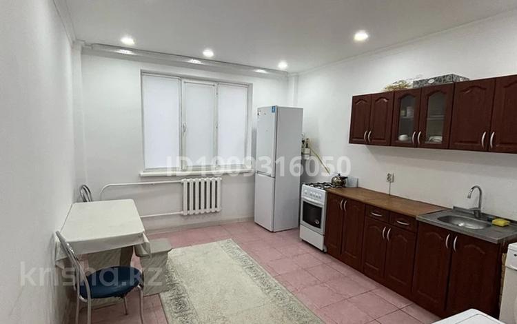 1-бөлмелі пәтер · 40 м² · 5/5 қабат, мкр Нурсая 22, бағасы: 15.8 млн ₸ в Атырау — фото 2