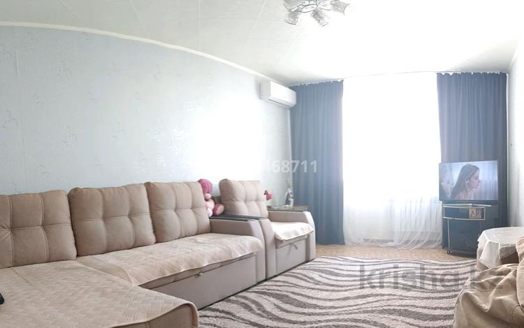 2-комнатная квартира · 51.9 м² · 9/9 этаж, 5 мкр за 18 млн ₸ в Аксае — фото 2