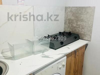 Аренда квартир в Алматы: 1-комнатная квартира · 35 м² · 1/2 этаж, мкр Акбулак, Ул.Дауренбекова 10\1 — Ташкентская Момышулы за 130 000 〒 1-комнатная квартира · 35 м² · 1/2 этаж, мкр Акбулак, Ул.Дауренбекова 10\1 — Ташкентская Момышулы за 130 000 〒 в Алматы, Алатауский р-н