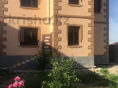 Отдельный дом · 5 комнат · 240 м², Найзалы 31 за 450 000 〒 в Шымкенте