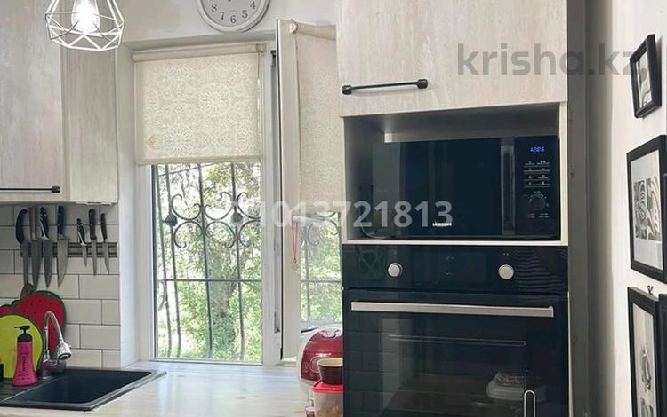 3-комнатная квартира · 60 м² · 2/4 этаж, мкр Коктем-3 2 — бульвар Бухар-Жырау за 400 000 ₸ в Алматы, Бостандыкский р-н — фото 2