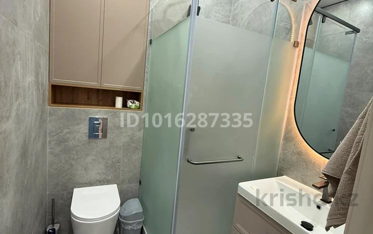 3-комнатная квартира · 90 м² · 13/14 этаж, Е 915 11 за 400 000 ₸ в Астане, Есильский р-н — фото 2