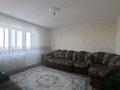 3-комнатная квартира · 90 м² · 9/10 этаж, Муканова 80 за 250 000 ₸ в Караганде, Казыбек би р-н — фото 2