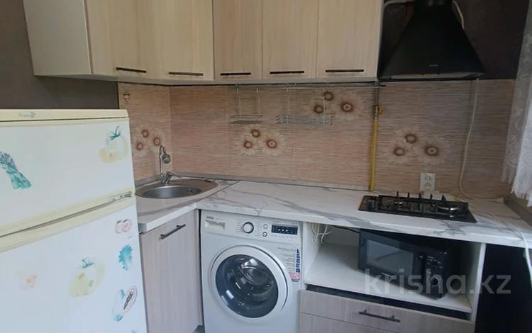 2-бөлмелі пәтер · 46 м² · 4/4 қабат, мкр №4 3 — Абая Алтынсарина, бағасы: 250 000 ₸ в Алматы, Ауэзовский р-н — фото 2