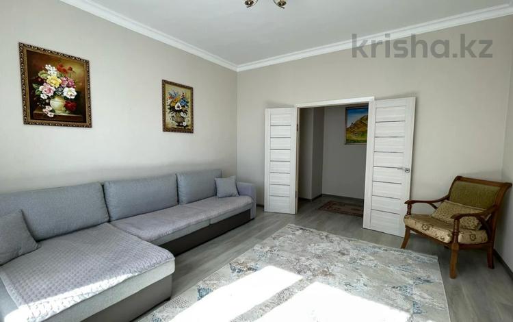 2-комнатная квартира · 70 м² · 4/10 этаж, Мангилик Ел 37/1 за 300 000 ₸ в Астане, Есильский р-н — фото 3
