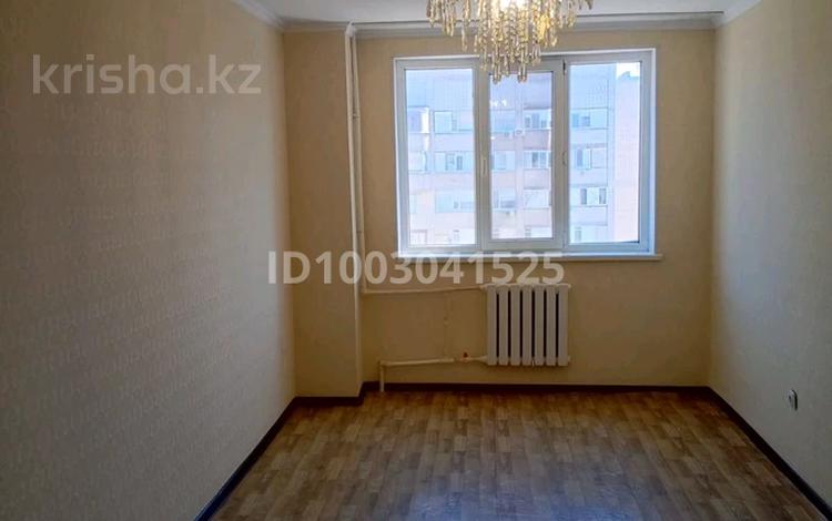 2-бөлмелі пәтер · 75 м² · 9/10 қабат, Набережная 85 — Возле дома находится магазины,школа, поликлиника.Тихий район., бағасы: 21 млн ₸ в Актобе, мкр. Курмыш — фото 2