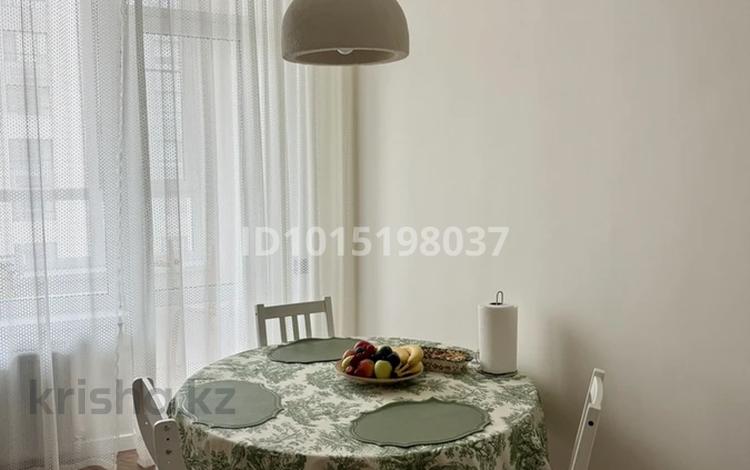 3-комнатная квартира · 81 м² · 5/9 этаж, Е-899 5/3 за 72 млн ₸ в Астане, Нура р-н — фото 2