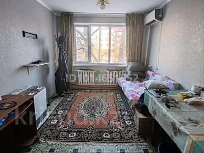 1-бөлмелі пәтер · 18 м² · 2/5 қабат, Шанхай ш/а., Бр.жубанова 257/1 — Экомед, бағасы: 2.8 млн ₸ в Актобе, мкр Шанхай