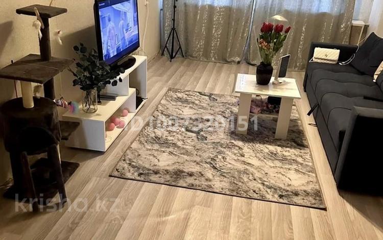 2-комнатная квартира · 47 м² · 5/5 этаж, Молдагулова 24 за 12 млн 〒 в Уральске, мкр Школьник — фото 2