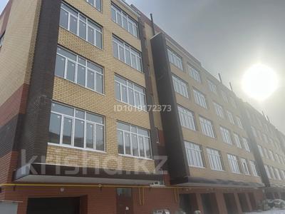 2-комнатная квартира · 75 м² · 5/6 этаж, 7мкр 12в — 7мкр за 20 млн ₸ в Аксае