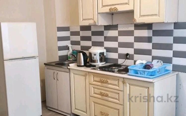 2-комнатная квартира · 68 м² · 3/9 этаж, Орынбор 35 за 300 000 ₸ в Астане, Есильский р-н — фото 2