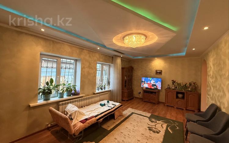 Отдельный дом · 4 комнаты · 130 м² · 11.9 сот., мкр Калкаман-2, Саурык батыра за 130 млн 〒 в Алматы, Наурызбайский р-н — фото 2