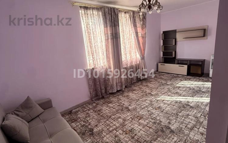 2-комнатная квартира · 55 м² · 8/12 этаж, Райымбека 255 — Проспект Райымбека Кудерина за 290 000 ₸ в Алматы, Жетысуский р-н — фото 2