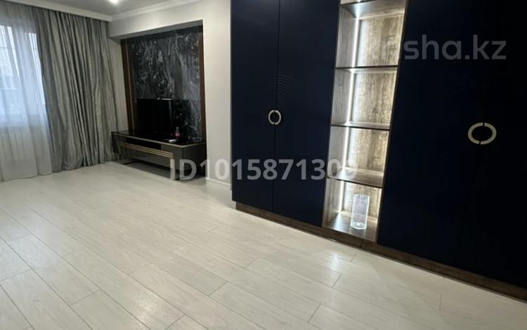 2-комнатная квартира · 68 м² · 9/9 этаж, мкр Шугыла 340/4 корпус 17 — Наурызбайский ЦОН за 300 000 ₸ в Алматы, Наурызбайский р-н — фото 2