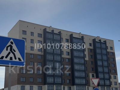 2-комнатная квартира · 67 м² · 8/9 этаж, Жуманиязова 120 за 20.5 млн 〒 в Уральске