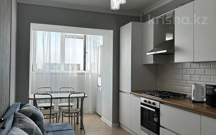2-бөлмелі пәтер · 68 м² · 5/9 қабат, мкр. Алтын орда, Ораз татеулы 15 — ЖЕКПЕ ЖЕК, НИШ, Акбобек, бағасы: 15 000 〒 в Актобе — фото 2