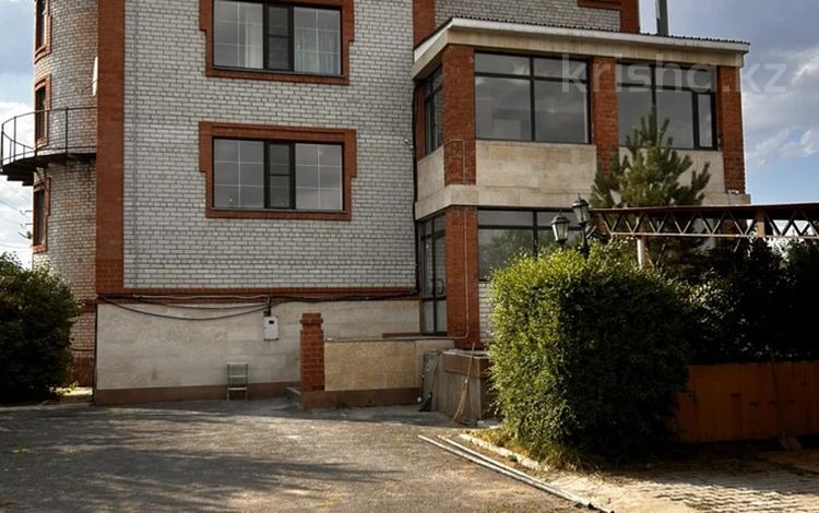Отдельный дом · 6 комнат · 500 м² · 10 сот., Ыргыз 13 за 1.5 млн ₸ в Астане, Алматы р-н — фото 2