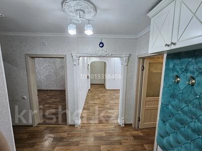 4-бөлмелі пәтер · 80 м² · 3/5 қабат, Төле би 139 — Напротив ГУВД, бағасы: 20 млн ₸ в 