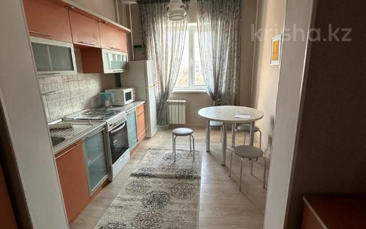 1-комнатная квартира, 40 м², 5/9 этаж помесячно, мкр Алмагуль, Гагарина 280