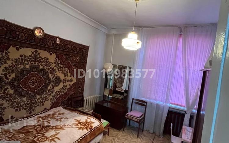 3-комнатная квартира · 63 м² · 3/3 этаж, Каленова 1 за 13 млн ₸ в Кентау — фото 2