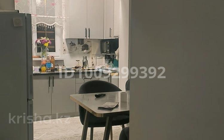 3-бөлмелі пәтер · 80 м² · 5/5 қабат, мкр Карасу 39 — Мкр Карасу, бағасы: 200 000 ₸ в Шымкенте, Аль-Фарабийский р-н — фото 2