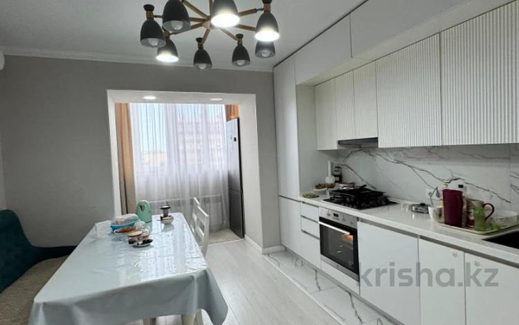3-комнатная квартира · 136.5 м² · 3/10 этаж, мкр. Алтын орда за 51 млн ₸ в Актобе — фото 3
