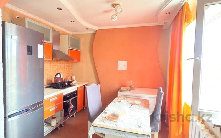 3-бөлмелі пәтер · 72 м² · 8/9 қабат, металлургов, бағасы: 16.5 млн ₸ в Темиртау — фото 2