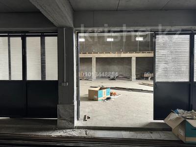 Гараж · 620 м² · мкр Самал-2 1701, бағасы: 3 500 ₸ в Шымкенте, Абайский р-н
