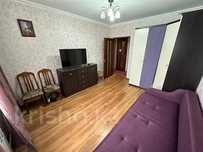 2-комнатная квартира, 70 м², 9/16 этаж, мкр Мамыр-1 за 40.5 млн 〒 в Алматы, Ауэзовский р-н