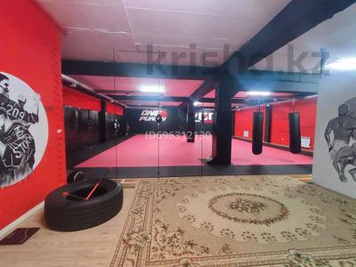 Офисы, склады, общепит, бани, гостиницы и зоны отдыха, образование · 256 м² за 100 млн 〒 в Астане, Сарыарка р-н