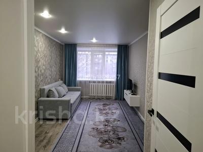 2-комнатная квартира · 42 м² · 3/5 этаж, Кабанбай батыра 40 — проспект Шакарима за 15 000 ₸ в Семее