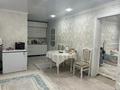 Жеке үй · 2 бөлме · 70 м² · 6 жүзд., Цвилинга 125/1, бағасы: 17 млн ₸ в Аксае — фото 3