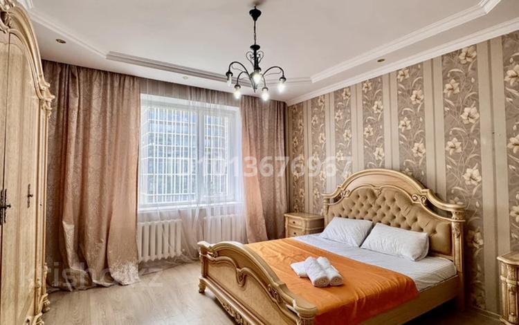 4-комнатная квартира · 130 м² · 5/8 этаж, Достык 14 за 35 000 ₸ в Астане, Есильский р-н — фото 2