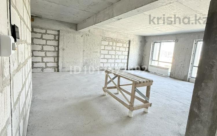 3-комнатная квартира · 79.9 м² · 6/12 этаж, Навои 200 за 75 млн ₸ в Алматы, Бостандыкский р-н — фото 2