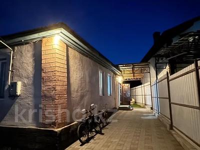 Жеке үй · 3 бөлме · 80 м² · 10 сот., мкр Кемел (Первомайское), Кудабайулы 164, бағасы: ~ 40 млн ₸ в Алматы, Жетысуский р-н