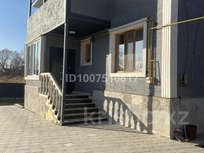 Отдельный дом · 5 комнат · 240 м² · 8 сот., Нурлы 28 за 65 млн ₸ в Кемертогане