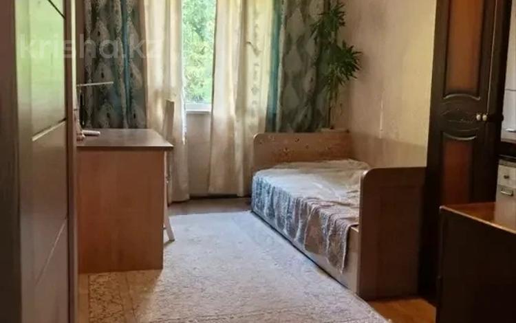 3-комнатная квартира · 60 м² · 2/4 этаж, мкр №6 за 35.5 млн ₸ в Алматы, Ауэзовский р-н — фото 2