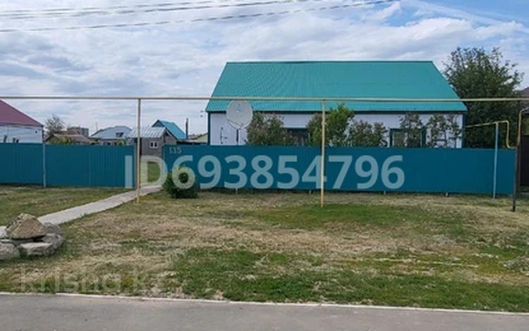 Отдельный дом · 3 комнаты · 88 м² · 14 сот., 9микр 135 за 20 млн ₸ в Аксае — фото 2