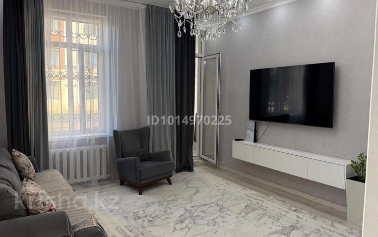 3-комнатная квартира · 86 м² · 2/11 этаж, Керей и Жанибек хандар 14/2 за 500 000 ₸ в Астане, Есильский р-н — фото 2