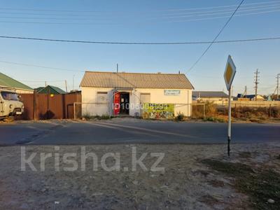 Дүкендер мен бутиктер · 50 м², бағасы: 11 млн ₸ в Атырау, мкр Жумыскер