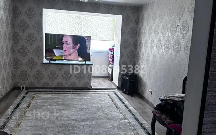 2-бөлмелі пәтер · 50 м² · 9/9 қабат, мкр 11 101, бағасы: 40 000 ₸ в Актобе — фото 2