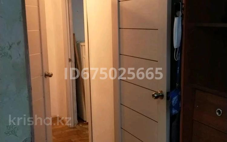 3-бөлмелі пәтер · 57 м² · 2/5 қабат, мкр Центральный, С Датова 12, бағасы: 16.9 млн ₸ в Атырау — фото 2